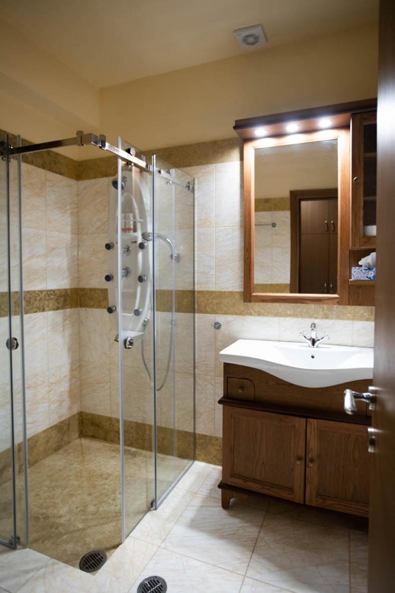 Rentína Rentinia Inn מראה חיצוני תמונה