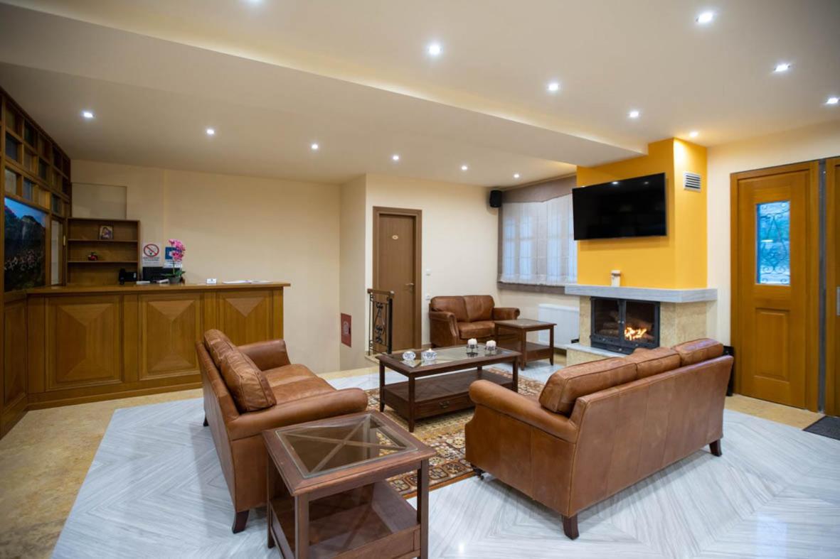 Rentína Rentinia Inn מראה חיצוני תמונה