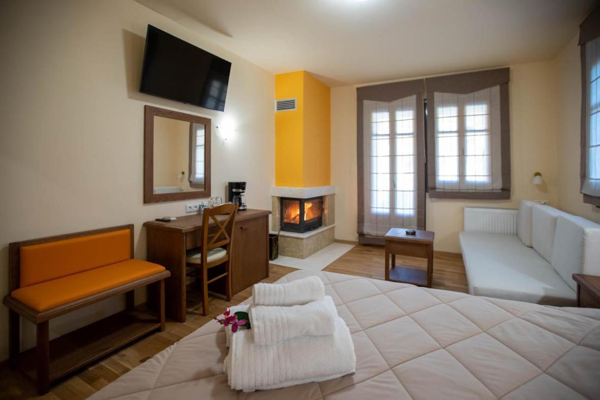 Rentína Rentinia Inn מראה חיצוני תמונה