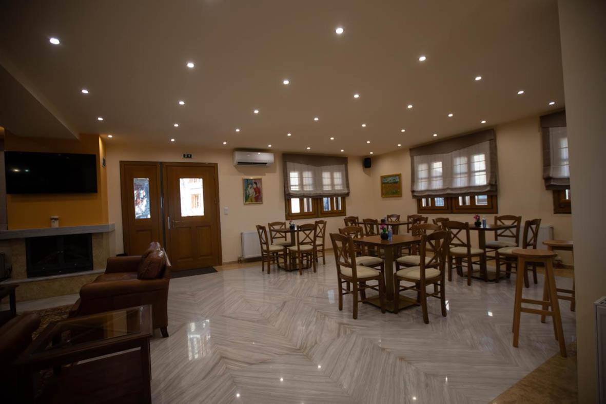 Rentína Rentinia Inn מראה חיצוני תמונה