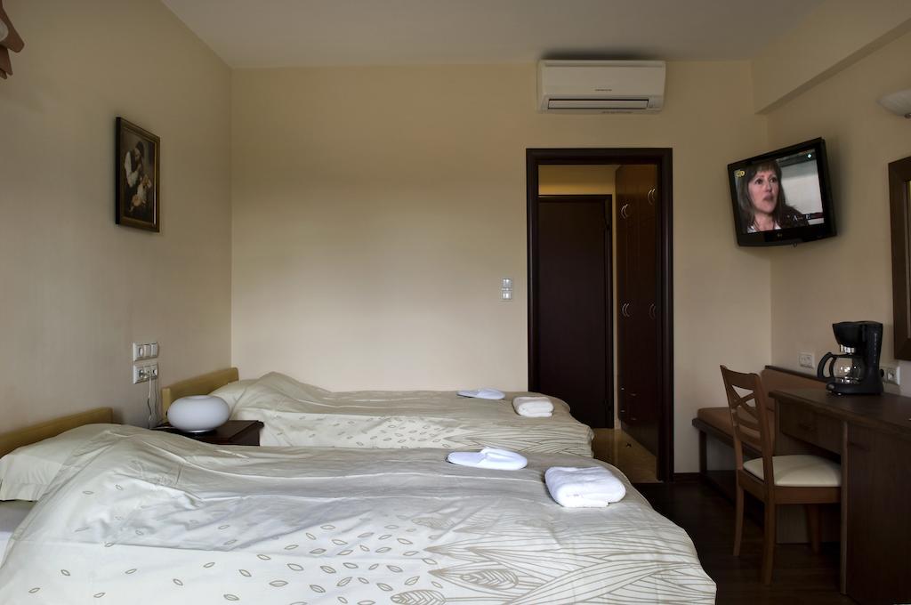 Rentína Rentinia Inn מראה חיצוני תמונה