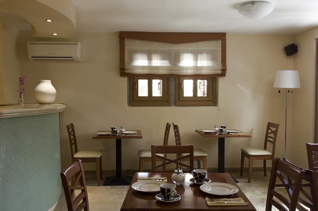Rentína Rentinia Inn מראה חיצוני תמונה